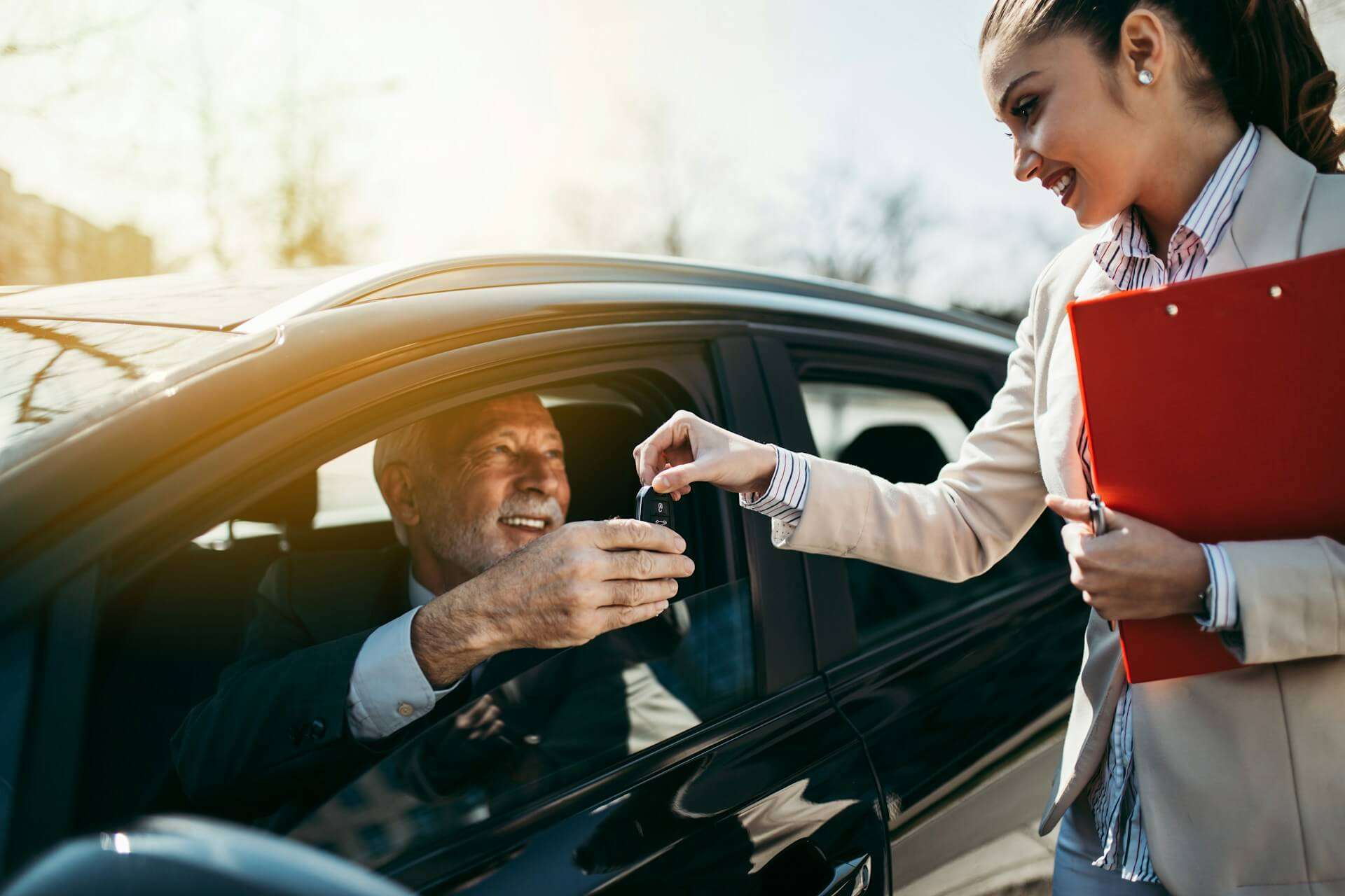car seller and car buyer